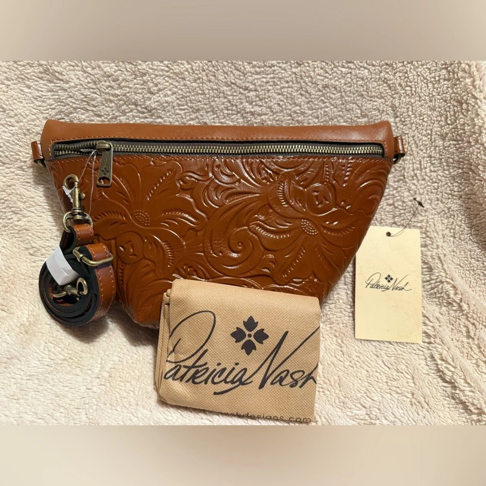 NWT Patricia Nash Leather Tinchi Convertible Bag - belt bag to crossbody - Picture 6 of 13